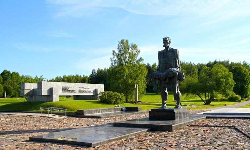 Мемориальный комплекс «Хатынь» в Минске
